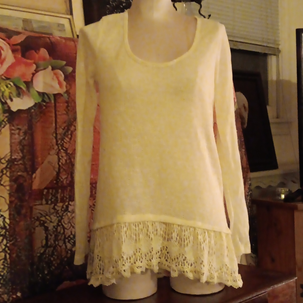 Women's shirt